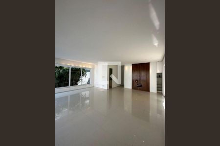 Casa à venda com 4 quartos, 277m² em Recreio dos Bandeirantes, Rio de Janeiro