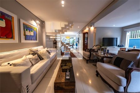Casa à venda com 3 quartos, 129m² em Jardim Los Angeles, São Paulo