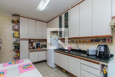 Casa à venda com 3 quartos, 153m² em Conjunto Habitacional Franchini, São Bernardo do Campo