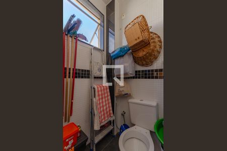 Apartamento à venda com 139m², 3 quartos e 1 vaga Apartamento à venda com 139m², 3 quartos e 1 vagaBanheiro de Serviço