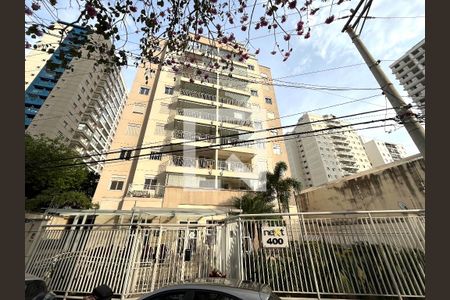 Apartamento à venda com 112m², 2 quartos e 2 vagasFachada
