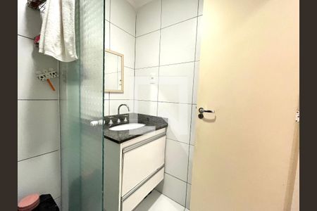 Apartamento à venda com 112m², 2 quartos e 2 vagasBanheiro da Suíte