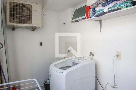 Apartamento à venda com 144m², 4 quartos e sem vagaÁrea de Serviço