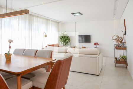 Sala de apartamento à venda com 4 quartos, 144m² em Vila Pompéia, São Paulo