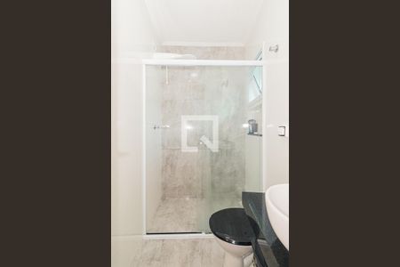 Casa à venda com 98m², 2 quartos e 1 vagaBanheiro Quarto 2