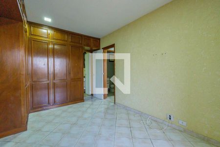 Apartamento à venda com 110m², 2 quartos e 1 vagaSuíte