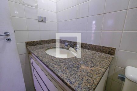 Apartamento à venda com 110m², 2 quartos e 1 vagaBanheiro Social
