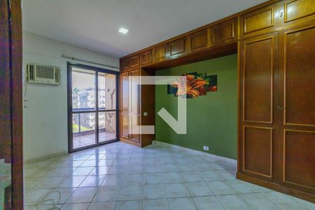 Suíte de apartamento à venda com 2 quartos, 110m² em Barra da Tijuca, Rio de Janeiro