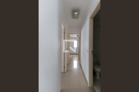 Corredor Quartos de apartamento para alugar com 3 quartos, 70m² em Carandiru, São Paulo