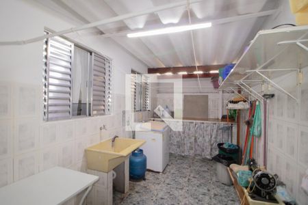 Casa à venda com 89m², 3 quartos e 2 vagas Casa à venda com 89m², 3 quartos e 2 vagasÁrea de Serviço