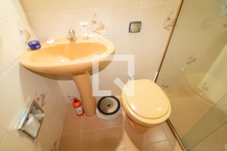 Casa à venda com 89m², 3 quartos e 2 vagas Casa à venda com 89m², 3 quartos e 2 vagasBanheiro