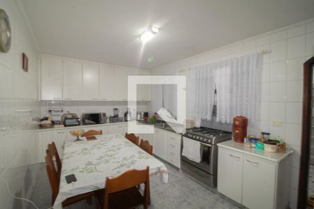 Casa à venda com 89m², 3 quartos e 2 vagas Casa à venda com 89m², 3 quartos e 2 vagasCozinha