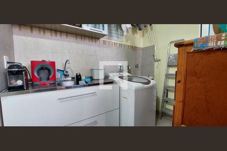 Apartamento à venda com 136m², 2 quartos e 2 vagasÁrea de Serviço