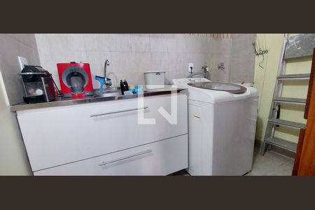 Apartamento à venda com 136m², 2 quartos e 2 vagasÁrea de Serviço