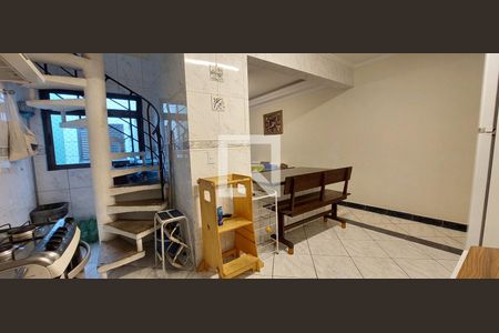 Apartamento à venda com 136m², 2 quartos e 2 vagasCozinha