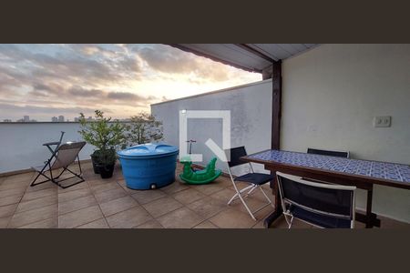 Apartamento à venda com 136m², 2 quartos e 2 vagasCobertura