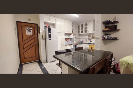 Apartamento à venda com 136m², 2 quartos e 2 vagasCozinha