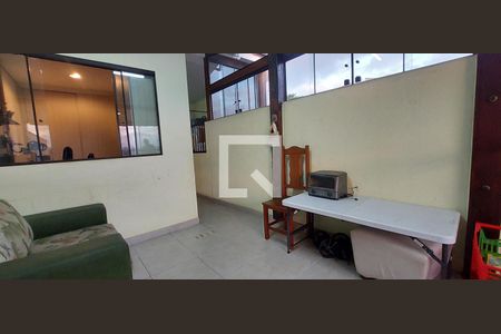 Apartamento à venda com 136m², 2 quartos e 2 vagasCobertura