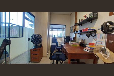 Apartamento à venda com 136m², 2 quartos e 2 vagasCobertura escritório / Academia