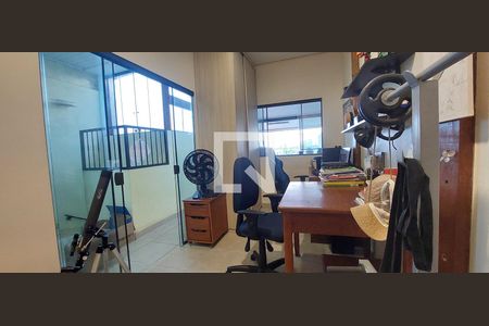 Apartamento à venda com 136m², 2 quartos e 2 vagasCobertura escritório / Academia