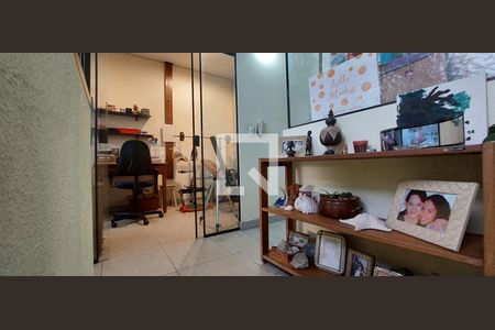 Apartamento à venda com 136m², 2 quartos e 2 vagasCobertura / corredor