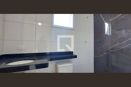 Banheiro Quarto 1 suíte de casa para alugar com 3 quartos, 115m² em Jardim Alvorada, Santo André