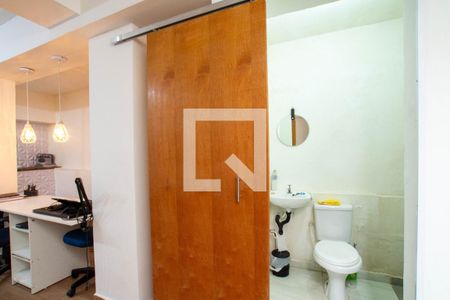 Casa à venda com 150m², 4 quartos e 2 vagas Casa à venda com 150m², 4 quartos e 2 vagasLavabo