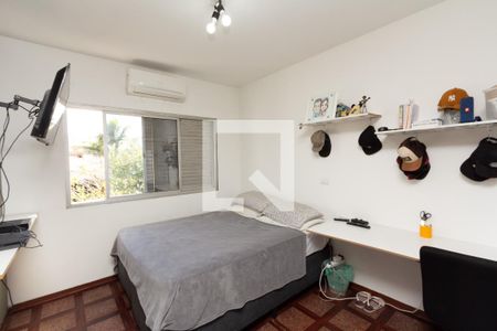 Quarto 1 de casa para alugar com 4 quartos, 200m² em Indianópolis, São Paulo