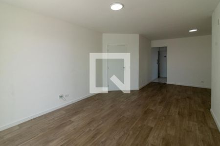 Sala de apartamento para alugar com 3 quartos, 135m² em Jardim Santa Bárbara, Embu das Artes