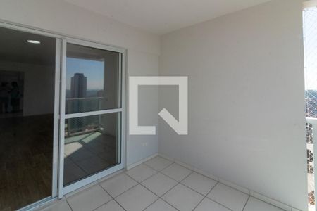 Varanda Sala de apartamento para alugar com 3 quartos, 135m² em Jardim Santa Bárbara, Embu das Artes