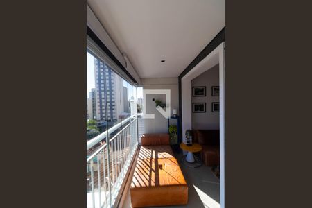 Apartamento à venda com 57m², 2 quartos e 1 vagaSacada