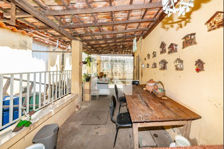 Casa à venda com 360m², 3 quartos e 4 vagasÁrea de Serviço