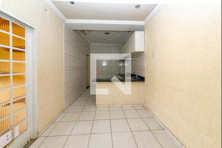 Casa à venda com 360m², 3 quartos e 4 vagasCasa 2