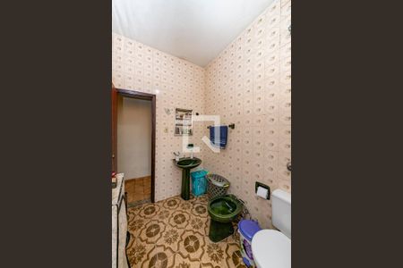 Casa à venda com 360m², 3 quartos e 4 vagasBanheiro Social