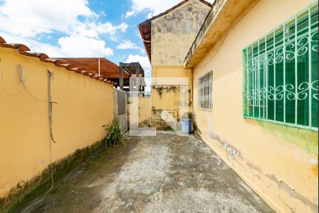 Casa à venda com 360m², 3 quartos e 4 vagasCasa 2