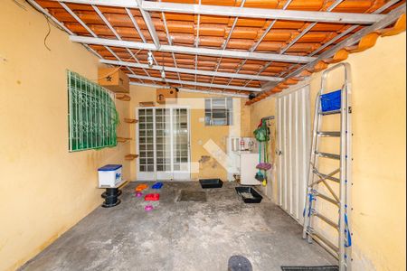 Casa à venda com 360m², 3 quartos e 4 vagasCasa 2