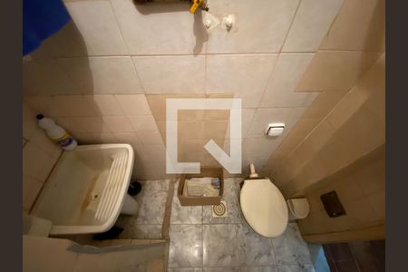 Banheiro de kitnet/studio para alugar com 1 quarto, 50m² em Centro, Rio de Janeiro