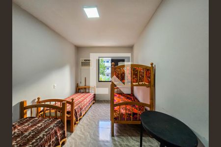 Quarto de apartamento para alugar com 1 quarto, 87m² em Ponta da Praia, Santos