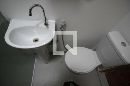 Casa à venda com 94m², 2 quartos e 2 vagasBanheiro