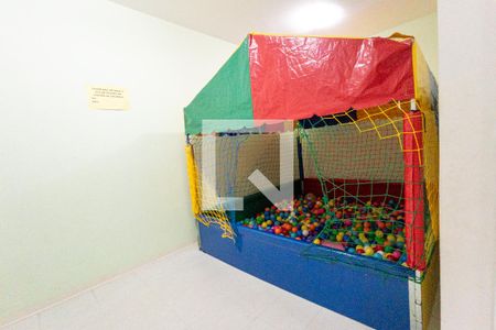 Apartamento para alugar com 55m², 2 quartos e 1 vaga Apartamento para alugar com 55m², 2 quartos e 1 vagaÁrea comum - brinquedoteca