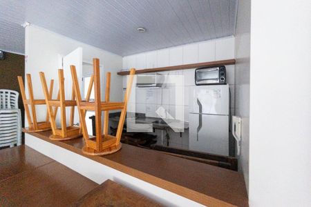 Apartamento para alugar com 55m², 2 quartos e 1 vaga Apartamento para alugar com 55m², 2 quartos e 1 vagaÁrea comum - Salão de festas 2