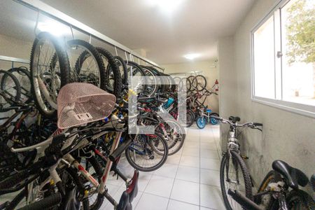 Apartamento para alugar com 55m², 2 quartos e 1 vaga Apartamento para alugar com 55m², 2 quartos e 1 vagaÁrea comum - bicicletário