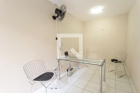 Apartamento para alugar com 55m², 2 quartos e 1 vaga Apartamento para alugar com 55m², 2 quartos e 1 vagaÁrea comum - home ofice