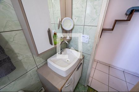 Apartamento à venda com 58m², 2 quartos e 1 vaga Apartamento à venda com 58m², 2 quartos e 1 vagaBanheiro Social
