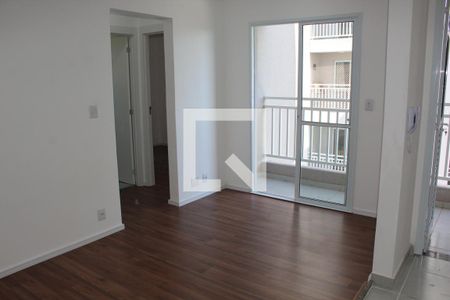 Sala de apartamento para alugar com 2 quartos, 47m² em Jardim Pioneiro, Cotia