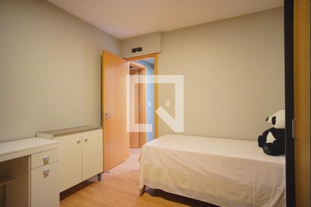 Apartamento à venda com 67m², 2 quartos e 2 vagasQuarto 2