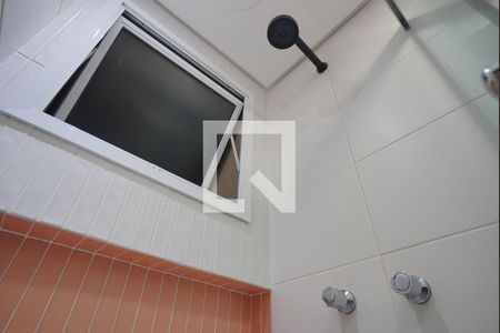 Banheiro da Suíte de apartamento à venda com 2 quartos, 67m² em Petrópolis, Porto Alegre