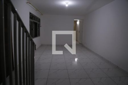 Sala de casa para alugar com 4 quartos, 149m² em Parque Sao Domingos, São Paulo