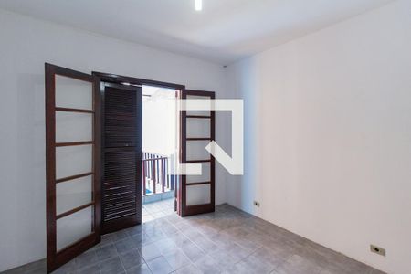 Casa para alugar com 3 quartos, 200m² em Jardim das Belezas, Carapicuíba