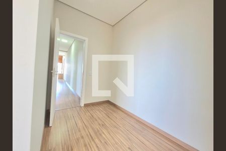 Casa à venda com 187m², 3 quartos e 3 vagasSuíte
